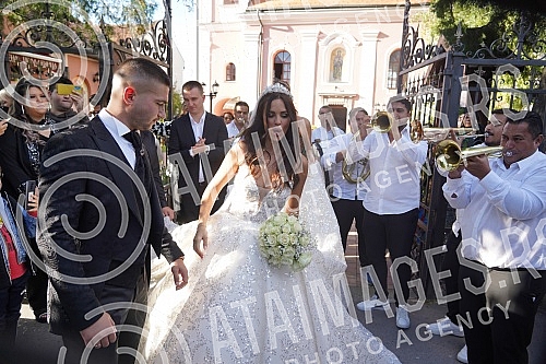 Bojana Rodic and Mirko Sijan, accompanied by relatives and friends, arrived for the wedding in the Church in Surcin, where Mirko was baptized as a baby.