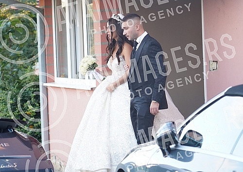 The wedding celebration was organized by Bojana Rodic and Mirko Sijan at the S Club in Jakovo.Svadbeno veselje Bojana Rodic i Mirko Sijan su organizovali u S Klub u Jakovu.