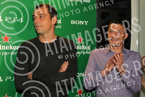 Partizan midfielder Sasa Ilic and Nenad Milijas from Crvena zvezda promoted the Heineken Sony PlayStation tournament in four cities.Fudbaler Partizana Sasa Ilic i Crvene zvezda Nenad Milijas promovisali su Hajneken turnir u Soni plejstejsnu u cetiri