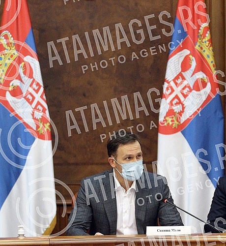 The session of the Republic commission for capital investments was held in the building of the Government of Serbia.Sednica Republicke komisije za kapitalne investicije odrzana u zgradi Vlade Srbije.