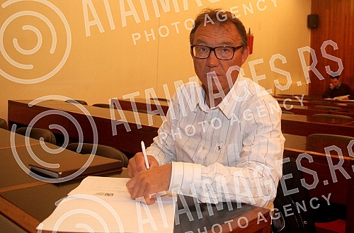 Sastanak u Skupstini grada Beograda Vanje Udovicica, ministra omladine i sporta Republike Srbije i Antidoping Agencije Srbije sa predstavnicima granskih saveza kako bi ih upoznali sa njihovim obavezama koje proisticu iz novog Zakona o sprecavanju dop