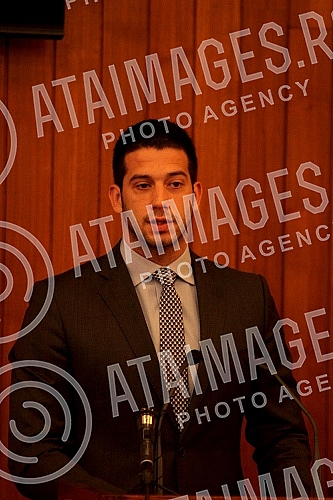 Sastanak u Skupstini grada Beograda Vanje Udovicica, ministra omladine i sporta Republike Srbije i Antidoping Agencije Srbije sa predstavnicima granskih saveza kako bi ih upoznali sa njihovim obavezama koje proisticu iz novog Zakona o sprecavanju dop