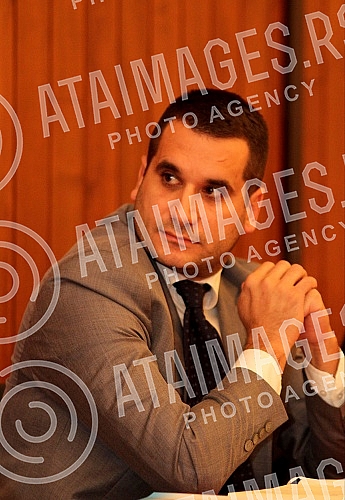 Sastanak u Skupstini grada Beograda Vanje Udovicica, ministra omladine i sporta Republike Srbije i Antidoping Agencije Srbije sa predstavnicima granskih saveza kako bi ih upoznali sa njihovim obavezama koje proisticu iz novog Zakona o sprecavanju dop