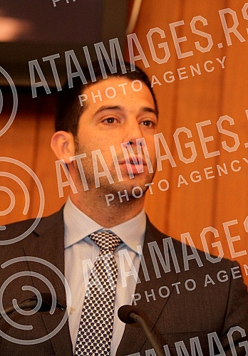 Sastanak u Skupstini grada Beograda Vanje Udovicica, ministra omladine i sporta Republike Srbije i Antidoping Agencije Srbije sa predstavnicima granskih saveza kako bi ih upoznali sa njihovim obavezama koje proisticu iz novog Zakona o sprecavanju dop