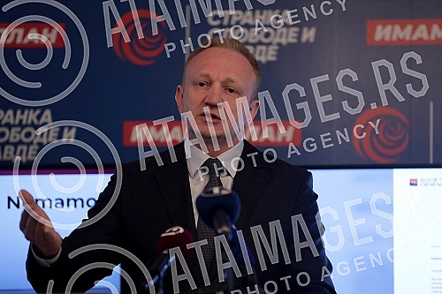 The president of the Party of Freedom and Justice, Dragan Djilas, held a press conference at the party's headquarters.Predsednik Stranke slobode i pravde Dragan Djilas odrzao je  konferenciju za medije u sedistu stranke. 