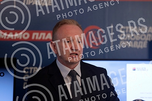 The president of the Party of Freedom and Justice, Dragan Djilas, held a press conference at the party's headquarters.Predsednik Stranke slobode i pravde Dragan Djilas odrzao je  konferenciju za medije u sedistu stranke. 