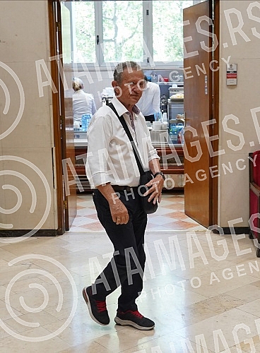 The President of the Assembly of the City of Belgrade Nikola Nikodijevic has scheduled the Session of the Assembly of the City of Belgrade on whose agenda is the election of the Mayor of Belgrade, Deputy Mayor and members of the City Council.Predse