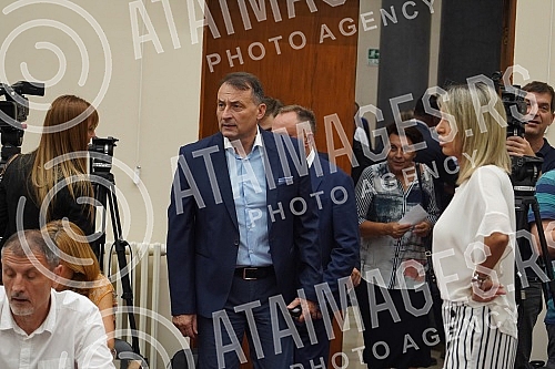 The President of the Assembly of the City of Belgrade Nikola Nikodijevic has scheduled the Session of the Assembly of the City of Belgrade on whose agenda is the election of the Mayor of Belgrade, Deputy Mayor and members of the City Council.Predse