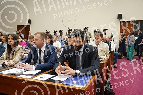 The President of the Assembly of the City of Belgrade Nikola Nikodijevic has scheduled the Session of the Assembly of the City of Belgrade on whose agenda is the election of the Mayor of Belgrade, Deputy Mayor and members of the City Council.Predse