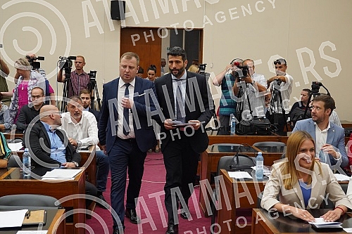 The President of the Assembly of the City of Belgrade Nikola Nikodijevic has scheduled the Session of the Assembly of the City of Belgrade on whose agenda is the election of the Mayor of Belgrade, Deputy Mayor and members of the City Council.Predse