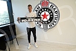 Aleksandar Filipovic, who until recently was a football player of Bate Borisov, was presented in the premises of FC Partizan, a new reinforcement for next season.U prostorija FK Partizan predstavljen je Aleksandar Filipovic, koji je doskoro bio fud
