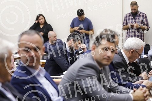 The President of the Assembly of the City of Belgrade Nikola Nikodijevic has scheduled the Session of the Assembly of the City of Belgrade on whose agenda is the election of the Mayor of Belgrade, Deputy Mayor and members of the City Council.Predse