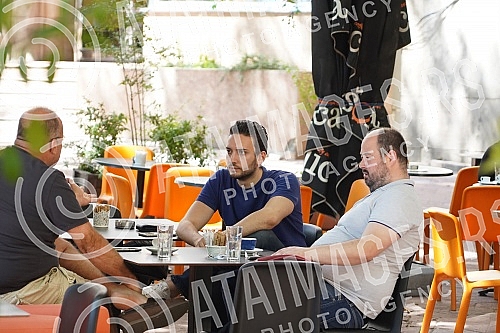 The President of the Assembly of the City of Belgrade Nikola Nikodijevic has scheduled the Session of the Assembly of the City of Belgrade on whose agenda is the election of the Mayor of Belgrade, Deputy Mayor and members of the City Council.Predse