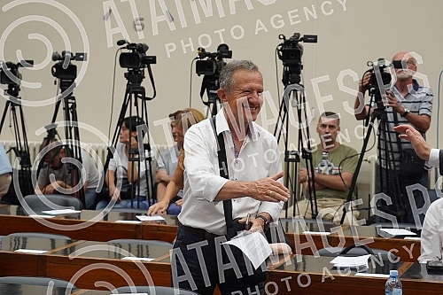 The President of the Assembly of the City of Belgrade Nikola Nikodijevic has scheduled the Session of the Assembly of the City of Belgrade on whose agenda is the election of the Mayor of Belgrade, Deputy Mayor and members of the City Council.Predse