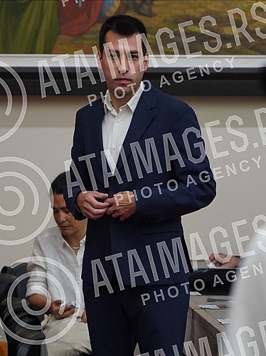 The President of the Assembly of the City of Belgrade Nikola Nikodijevic has scheduled the Session of the Assembly of the City of Belgrade on whose agenda is the election of the Mayor of Belgrade, Deputy Mayor and members of the City Council.Predse