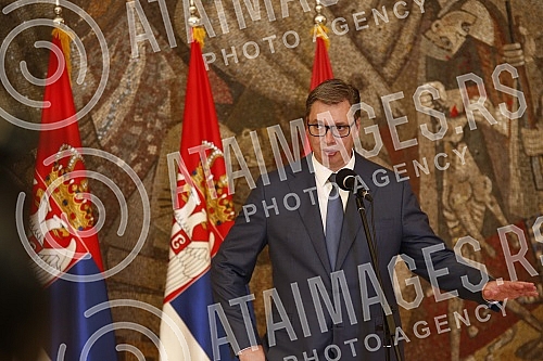 The President of the Republic of Serbia, Aleksandar Vucic, attended the ceremony of awarding employment contracts to the most successful graduates of all medical faculties and secondary medical schools in Serbia.Predsednik Republike Srbije Aleksand