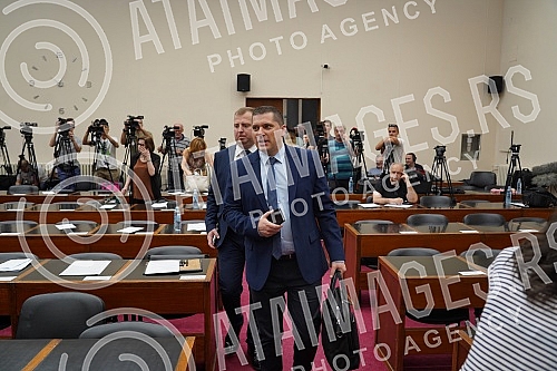 The President of the Assembly of the City of Belgrade Nikola Nikodijevic has scheduled the Session of the Assembly of the City of Belgrade on whose agenda is the election of the Mayor of Belgrade, Deputy Mayor and members of the City Council.Predse