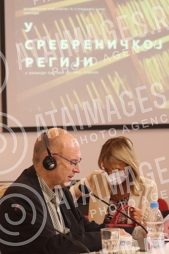 The Report of the Independent International Commission on the Investigation of the Sufferings of All Nations in the Srebrenica Region from 1992 to 1995 was presented at the UNS Press Center.U Pres centru UNS-a predstavljen je Izvestaj Nezavisne med