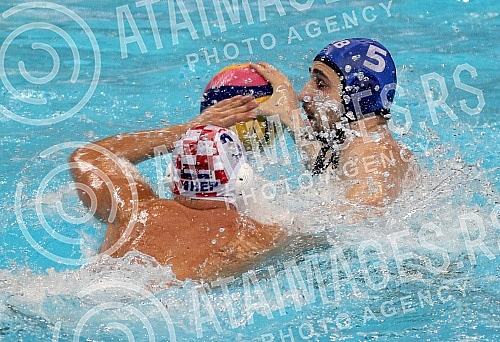 Evropsko prvenstvo u vaterpolu (European waterpolo championships - 32nd for men and 16th for women) Hrvatska - Srbija (Croatia vs Serbia - men).