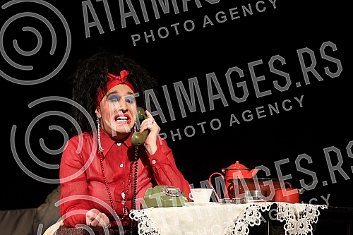 Celebrities at the play 