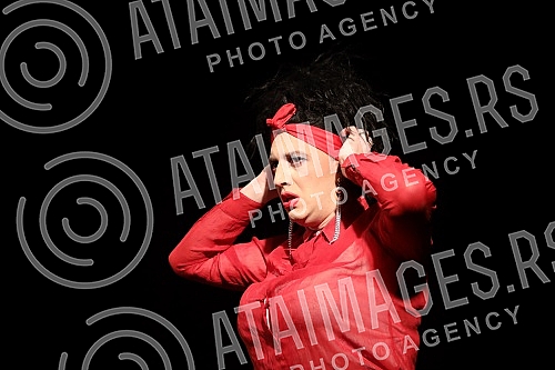 Celebrities at the play 