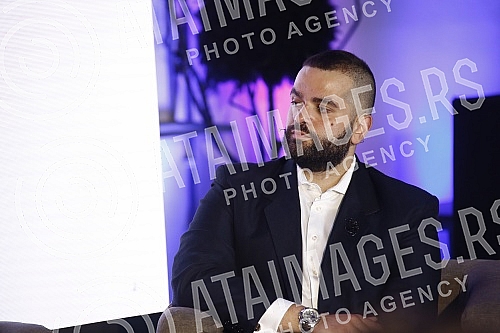 The New Literacy Program, implemented in partnership by the United States Agency for International Development (USAID) and Propulsion, organized a press conference 