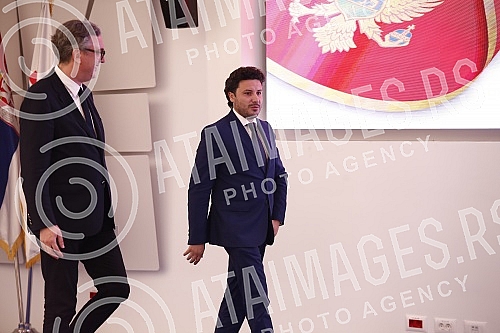 The Prime Minister of Montenegro, Dritan Abazovic, talked with the President of the Serbian Chamber of Commerce, Marko Cadez, and representatives of the Serbian business community about improving economic cooperation between the two countries and str
