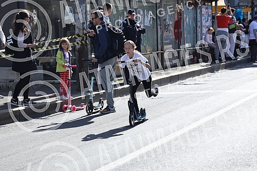 Belgrade roller skating plus, organized by the Belgrade Roller skating Association, under the auspices of the Secretariat for Sports and Youth and the Secretariat for Education and Child Protection of the City of Belgrade, was held in the center of B