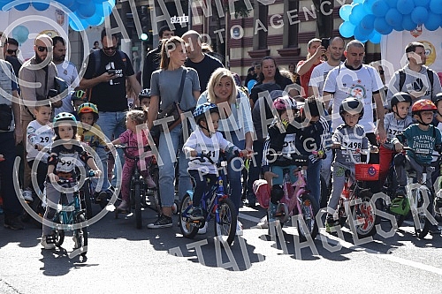 Belgrade roller skating plus, organized by the Belgrade Roller skating Association, under the auspices of the Secretariat for Sports and Youth and the Secretariat for Education and Child Protection of the City of Belgrade, was held in the center of B