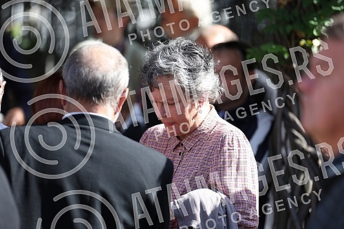 Srbijanka Turajlic, a retired professor of the University of Belgrade and an activist for human rights and freedoms, was buried at the New Cemetery.Profesorka Univerziteta u Beogradu u penziji i i aktivistkinja za ljudska prava i slobode Srbijanka 