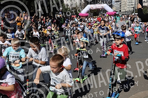Belgrade roller skating plus, organized by the Belgrade Roller skating Association, under the auspices of the Secretariat for Sports and Youth and the Secretariat for Education and Child Protection of the City of Belgrade, was held in the center of B