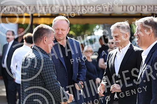 Srbijanka Turajlic, a retired professor of the University of Belgrade and an activist for human rights and freedoms, was buried at the New Cemetery.Profesorka Univerziteta u Beogradu u penziji i i aktivistkinja za ljudska prava i slobode Srbijanka 