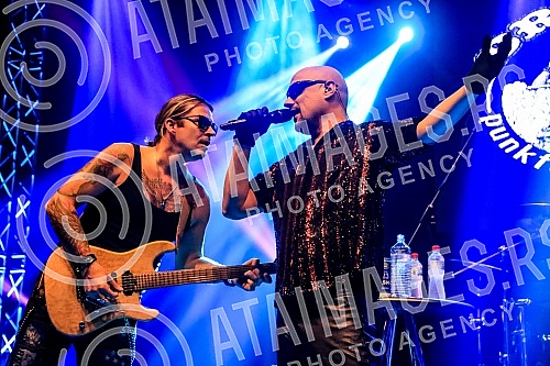 The popular Balkan-punk-folk band Brkovi, after four years, held its first independent concert in Belgrade, in the Hangar of the Port of Belgrade, and the special guests at the concert are Travolta from Borce Grede and the Bulgarian orchestra Kamchia