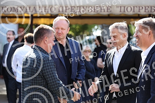 Srbijanka Turajlic, a retired professor of the University of Belgrade and an activist for human rights and freedoms, was buried at the New Cemetery.Profesorka Univerziteta u Beogradu u penziji i i aktivistkinja za ljudska prava i slobode Srbijanka 