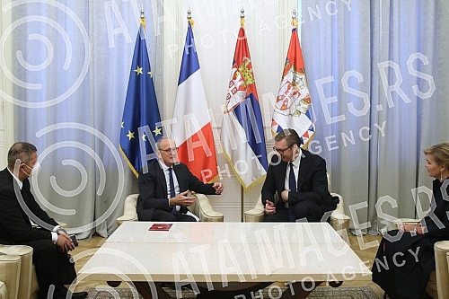 The President of the Republic of Serbia, Aleksandar Vucic, received in a farewell visit the Ambassador of the Republic of France, Jean-Louis Falconi, in the building of the General Secretariat of the President of the Republic.Predsednik Republike S