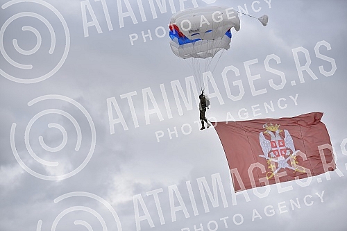 The President of the Republic of Serbia, Aleksandar Vucic, is staying in the Nisava District, and on the third day he visited the Military Airport 
