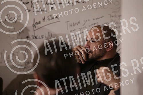 The forum on the occasion of the hundredth anniversary of the birth of Dobrica Cosic was held in the Delfi SKC bookstore.Tribina povodom stotinu godina od rodjenja Dobrice Cosica  odrzana je u knjizari Delfi SKC.