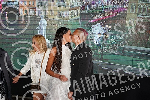 Superfinale of the fifth season of the reality program Zadruga, which is broadcast on Pink TV.Superfinale pete sezone rijaliti programa Zadruga koji se emituje na televiziji Pink.