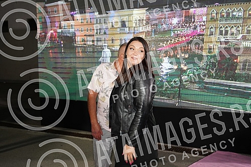 Superfinale of the fifth season of the reality program Zadruga, which is broadcast on Pink TV.Superfinale pete sezone rijaliti programa Zadruga koji se emituje na televiziji Pink.