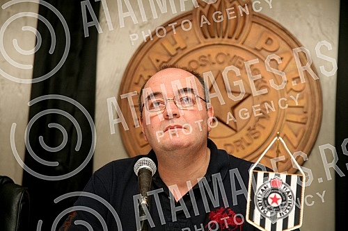 Promotion of new head coach in KK Partizan - Dusko Vujosevic held on stadium Partizan.Promocija novog trenera KK Partizan - Duska Vujosevica odrzana na stadionu Partizana. 