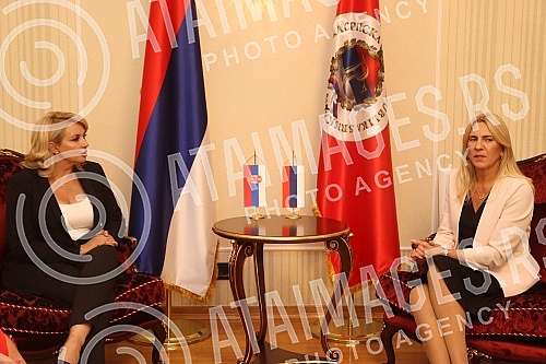A meeting between the President of the Republic of Srpska, Zeljka Cvijanovic, and the Minister of Labor, Employment, Social Affairs and Veterans' Affairs in the Government of Serbia, Darija Kisic Tepavcevic, was held in Banja Luka. U Banjaluci je o