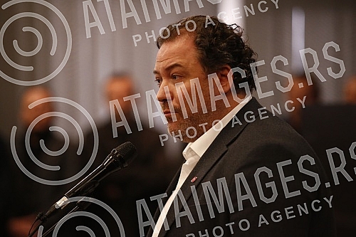 Commemoration on the tragic death of the President of the Executive Board of the Social Democratic Party of Serbia Branko Gogic was held in the municipality of Vracar.Komemoracija povodom tragicne smrti predsednika Izvrsnog odbora Socijaldemokratsk