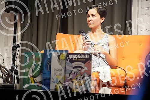 In the KROKODIL Center, a conversation titled 