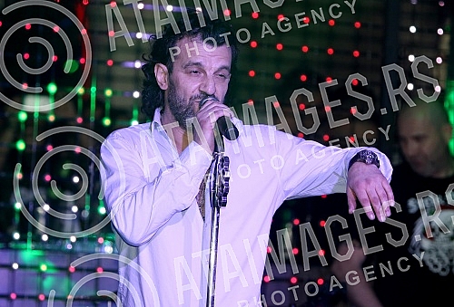 Performance of Aca Lukas (Aleksandar Vuksanovic) held in night club Gotik.Nastup Ace Lukasa (Aleksandar Vuksanovic) odrzan u nocnom klubu Gotik. 