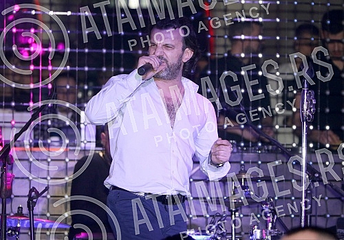 Performance of Aca Lukas (Aleksandar Vuksanovic) held in night club Gotik.Nastup Ace Lukasa (Aleksandar Vuksanovic) odrzan u nocnom klubu Gotik. 