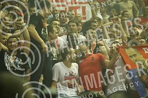 Treca utakmica finala plejofa Kosarkaske Super Lige Srbije izmedju KK Crvena Zvezda i KK Partizan odigrana u hali Pionir. 