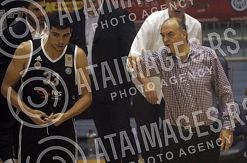 Treca utakmica finala plejofa Kosarkaske Super Lige Srbije izmedju KK Crvena Zvezda i KK Partizan odigrana u hali Pionir. 