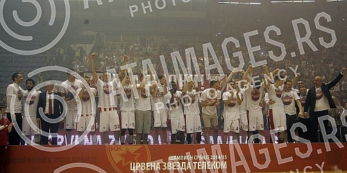 Treca utakmica finala plejofa Kosarkaske Super Lige Srbije izmedju KK Crvena Zvezda i KK Partizan odigrana u hali Pionir. 