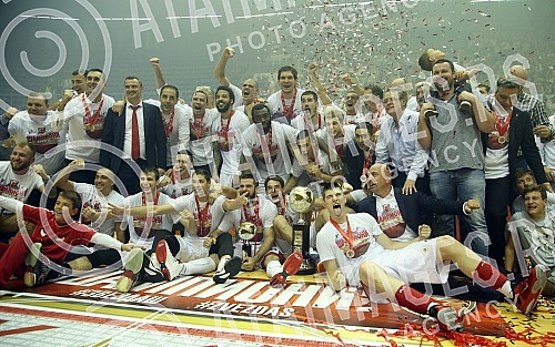 Treca utakmica finala plejofa Kosarkaske Super Lige Srbije izmedju KK Crvena Zvezda i KK Partizan odigrana u hali Pionir. 