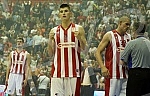 Treca utakmica finala plejofa Kosarkaske Super Lige Srbije izmedju KK Crvena Zvezda i KK Partizan odigrana u hali Pionir. 